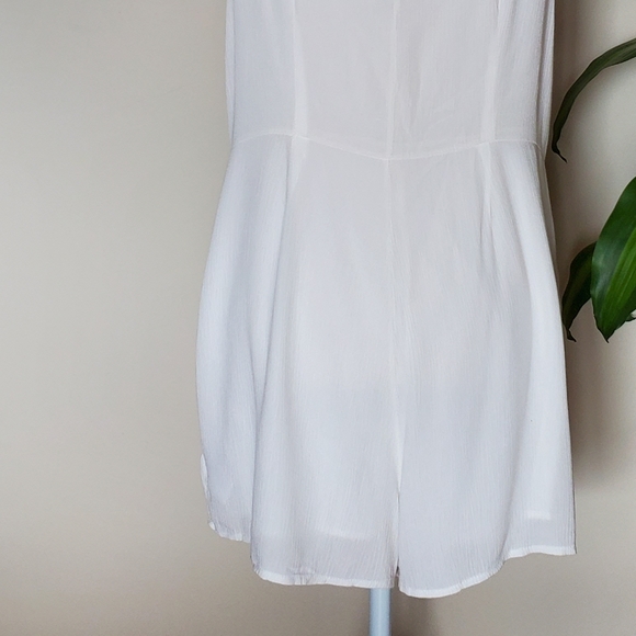 Kimchi Blue Sz. M Romper - Picture 7 of 7